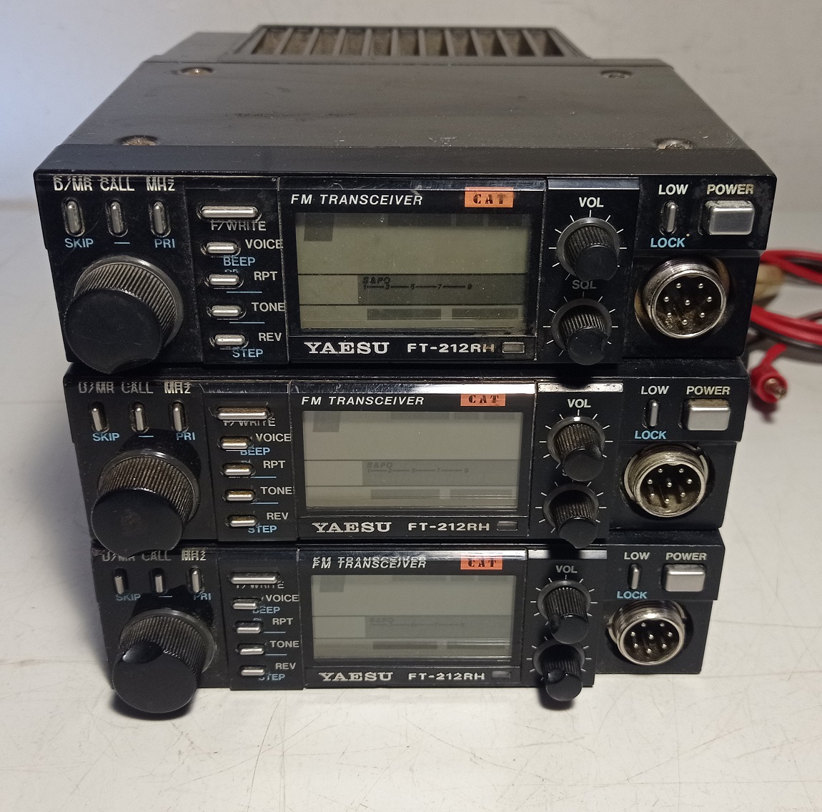 YAESU FT-212RH 100W 2m FM TRANSCEIVER Solid State Radio Amateur HAM 12V FT  212RH